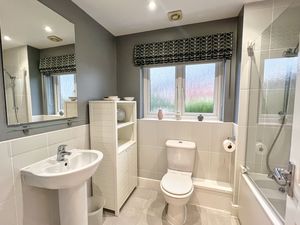 Photo 16- click for photo gallery